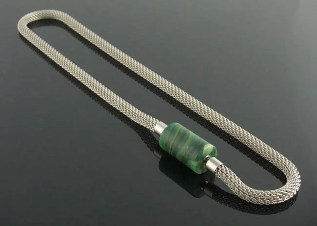 Steel mesh necklet removable prasem cylinder clasp