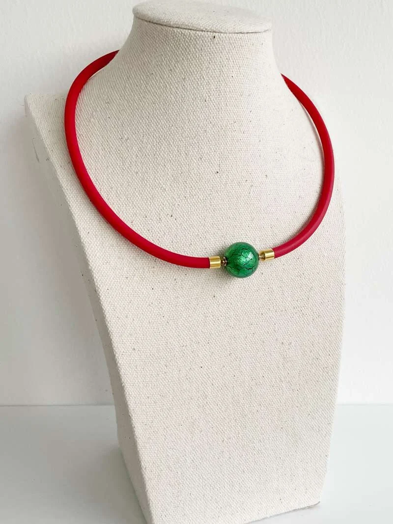 Red rubber neck piece with detachable green Murano glass ball clasp | Clasped