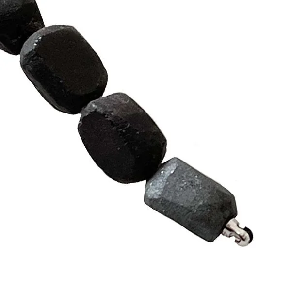 Hammered hematite obsidian necklace