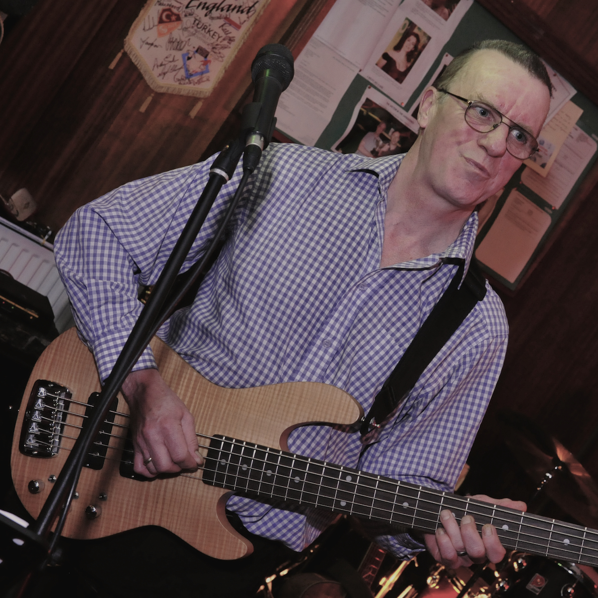 Gator is best known for putting together the Lafayette Steak'n'Handbag Combo - the finest platter in the Delta....