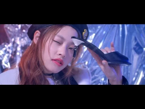 201712_Chanel_샤넬슈즈_main02.styling