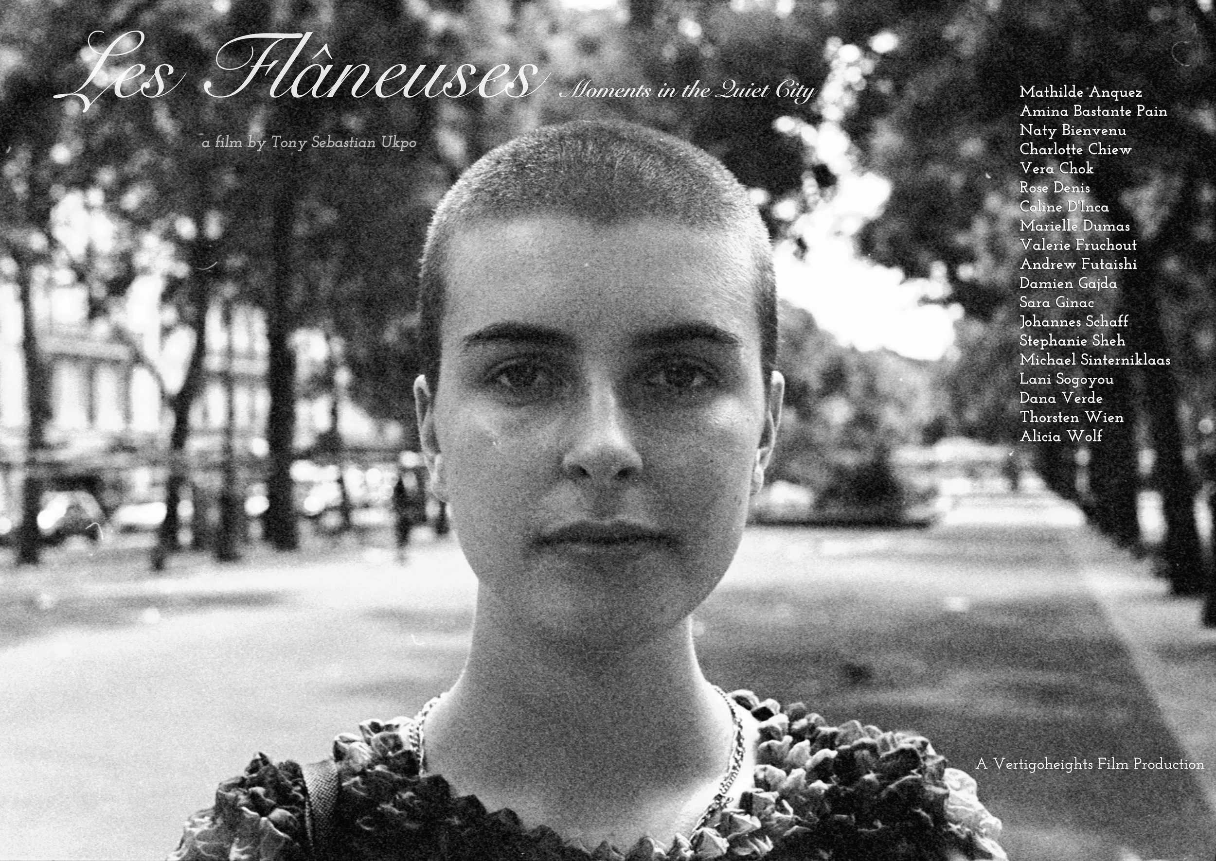Les Flâneuses - Moments in the Quiet City