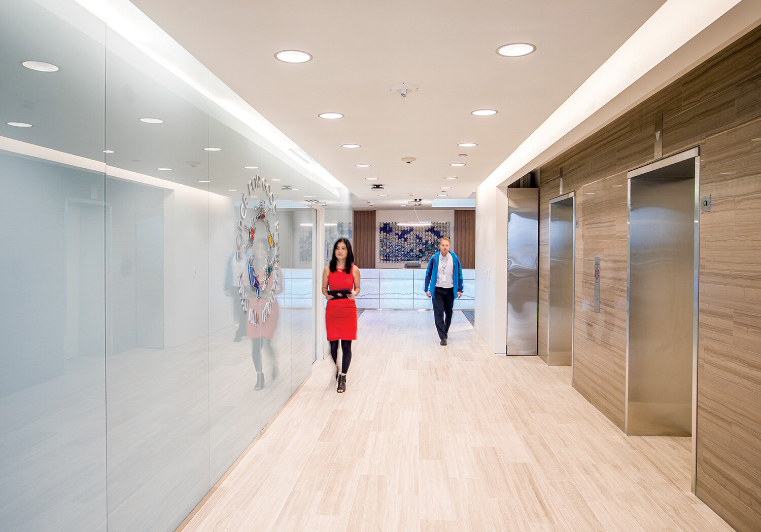 Nuskin_2018_Int_023_ElevatorHallway_w.jpg