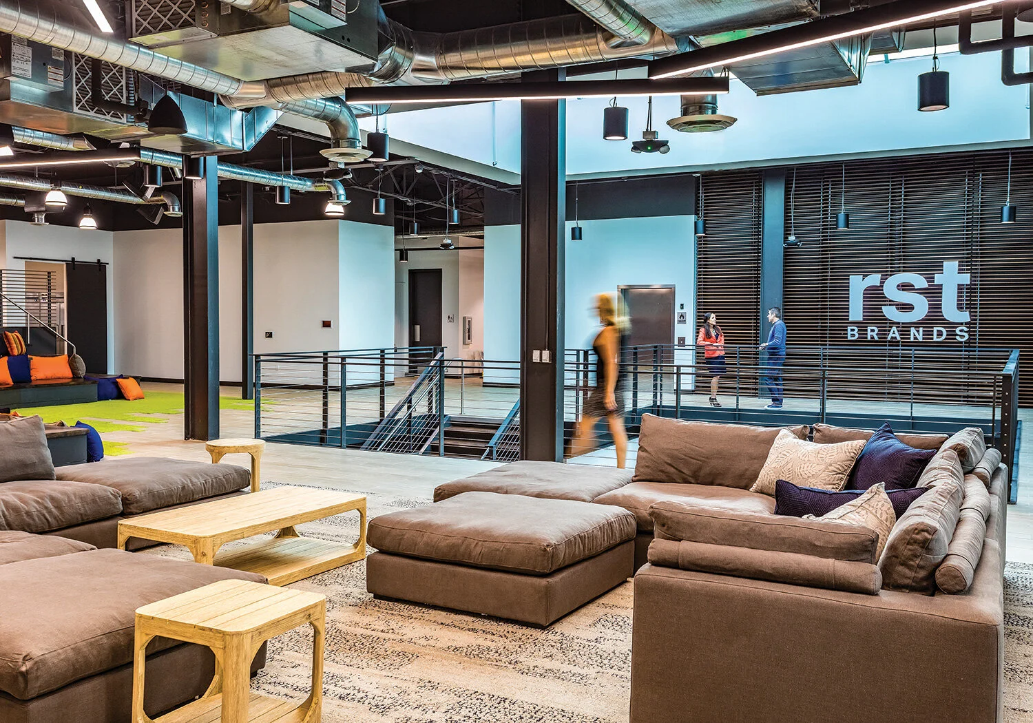 RST_2019_042_LoungeArea_w.jpg