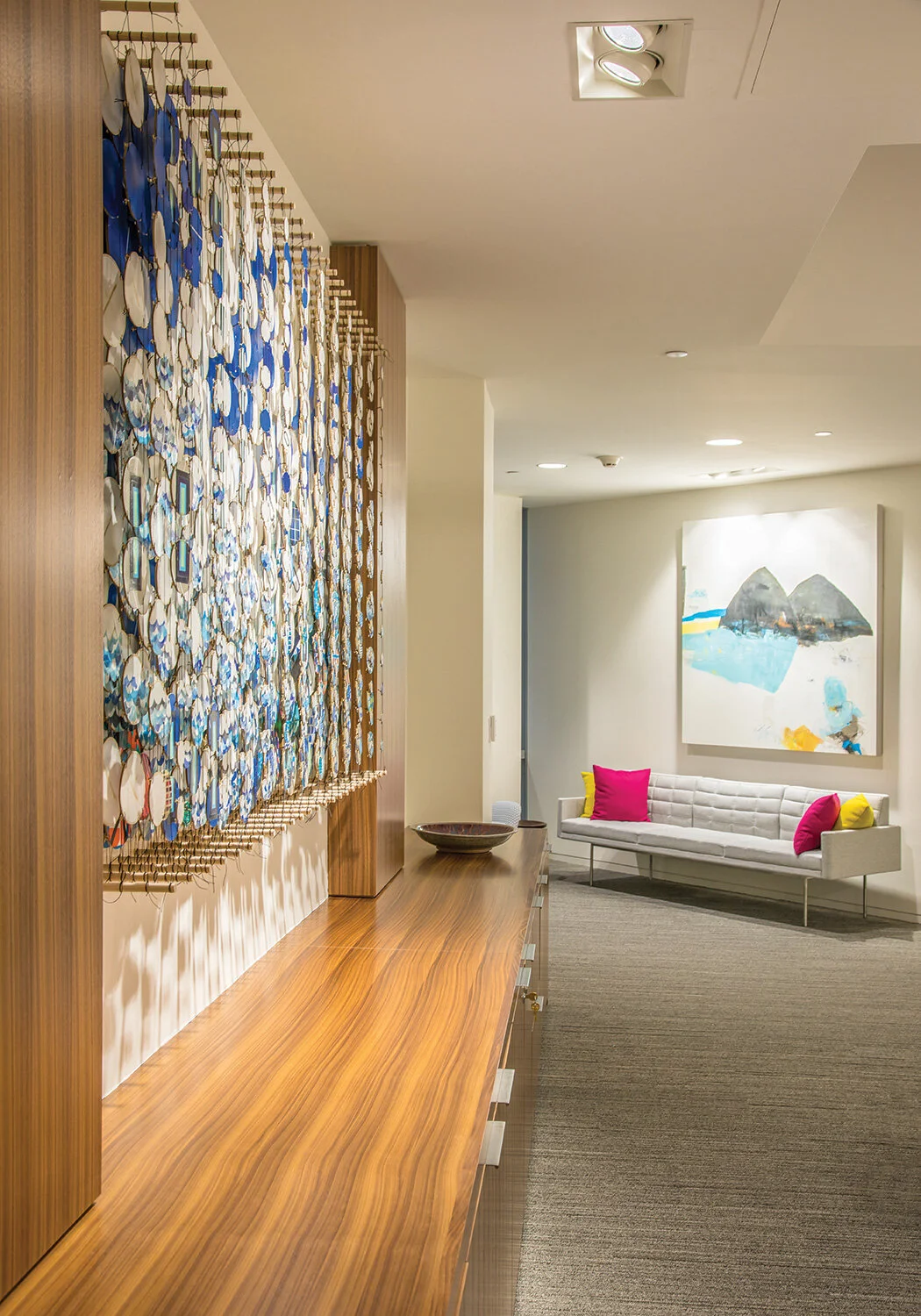 Nuskin_2018_Int_006_Lobby_w.jpg