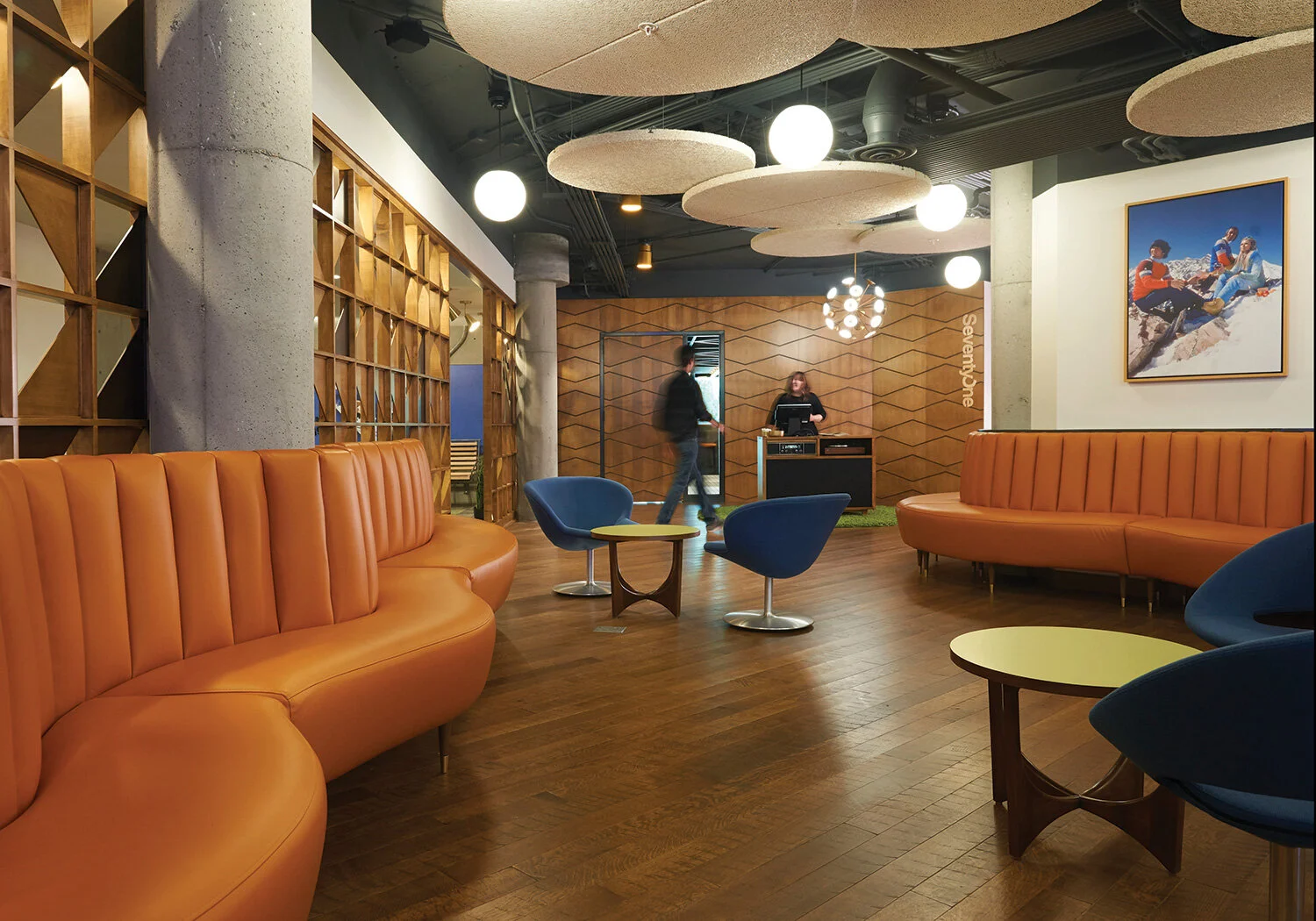 SeventyOne_Interior_Lobby_W.jpg
