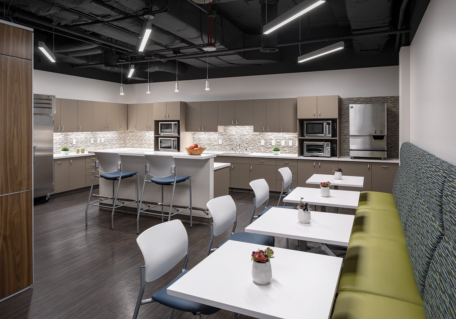 USDA_ForestServices_2019_002_Int_Kitchen_w.jpg