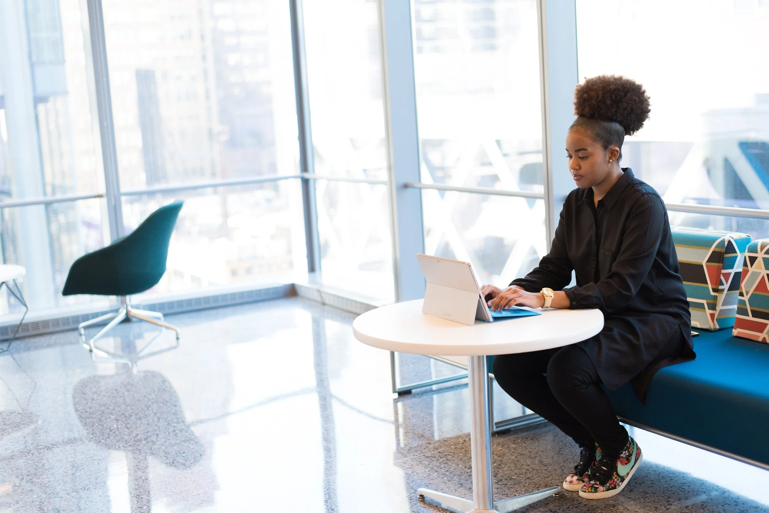 remote-employee-working-online-photo.jpg