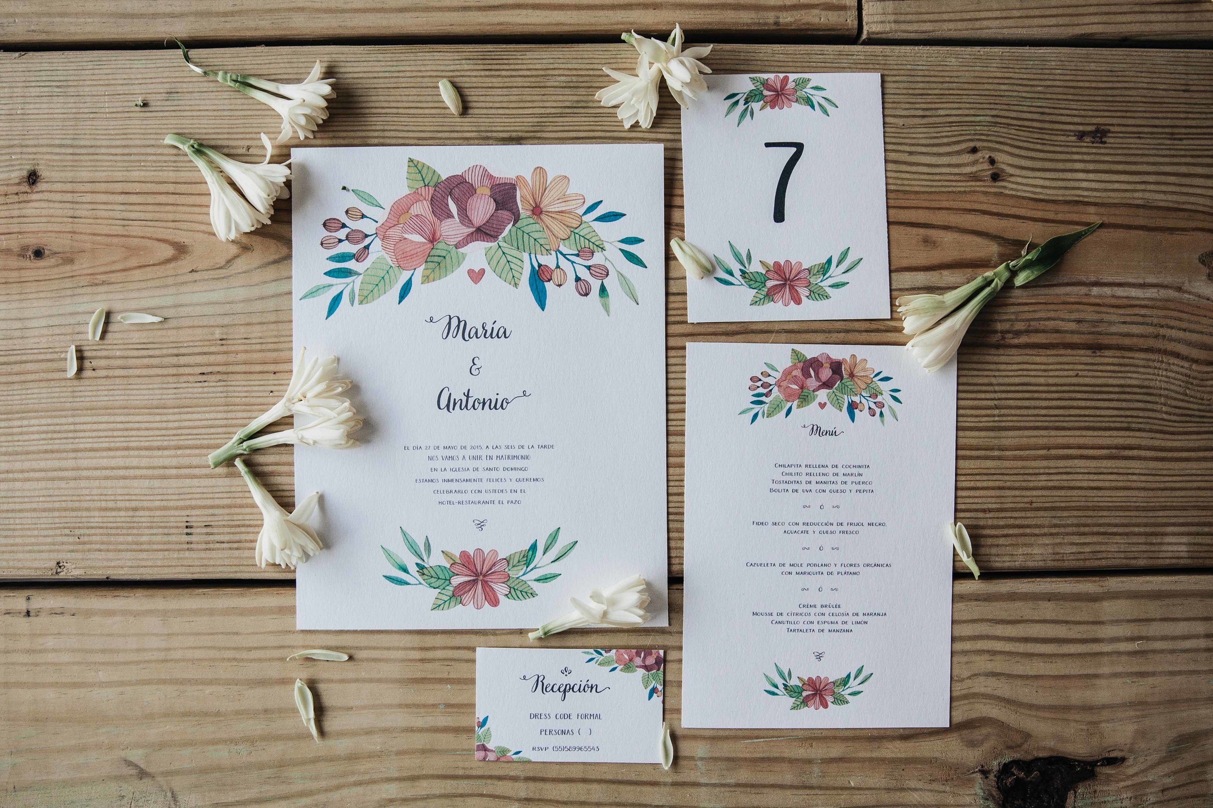 "Valentina" suite, info at events@anavictoriacalderon.com