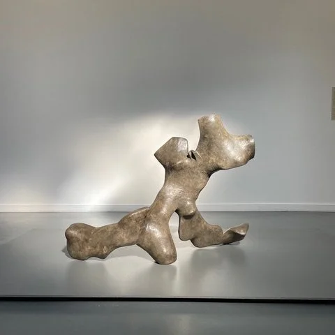 Untitled 2022. Newspaper, reused printer paper, inorganic household waste, metal scrap, sea clay, votive candle residue. 101 x137 x 50 cm. Photo: Hans den Hartog Jager