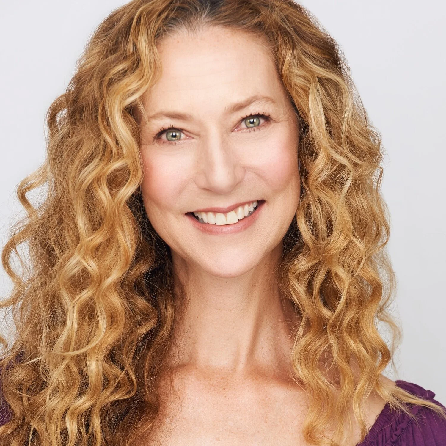 JLP+new+headshot+%28cropped%29.jpg