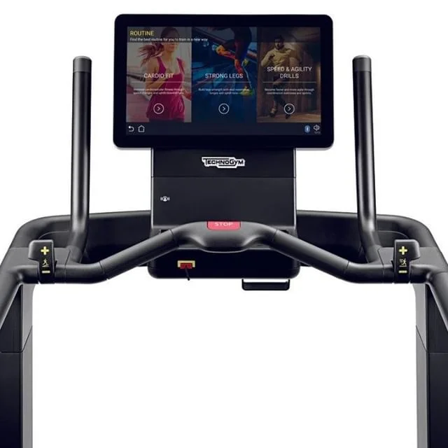¿Resistencia para correr? Prueba SKILLRUN de Technogym y descubre sus programas de Sprints y Parachute Training.
.
.
#wellness #fitness #skillrun #training #virtual #skillathletic #design #wellnessdesignmx #wellnesshome #gym #training #runners