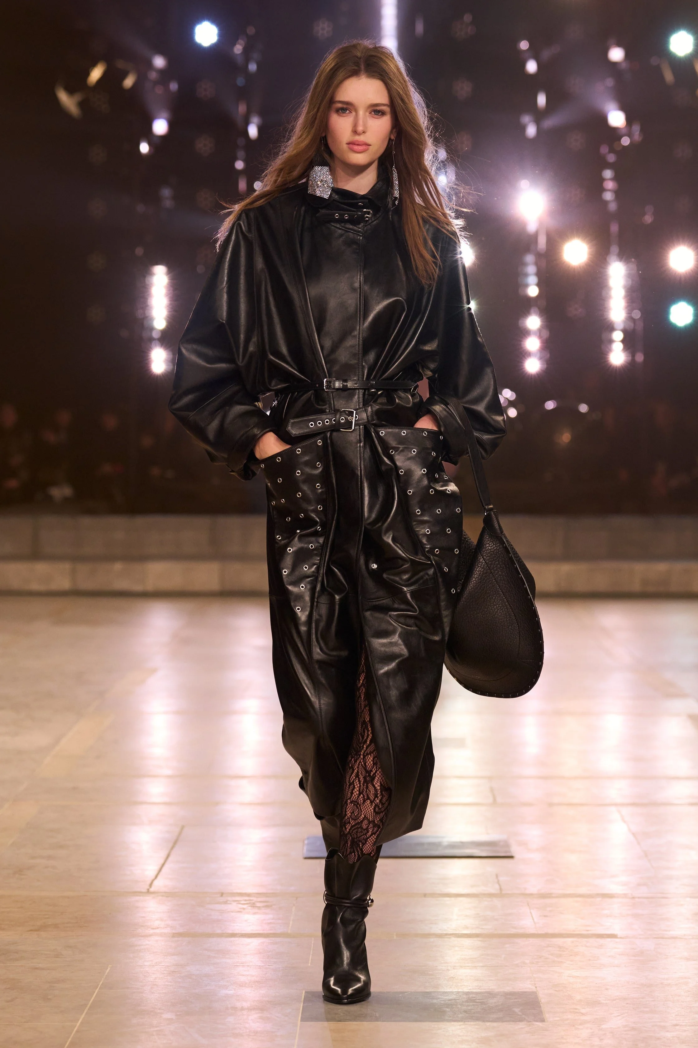 00019-isabel-marant-fall-2025-ready-to-wear-credit-gorunway.jpeg