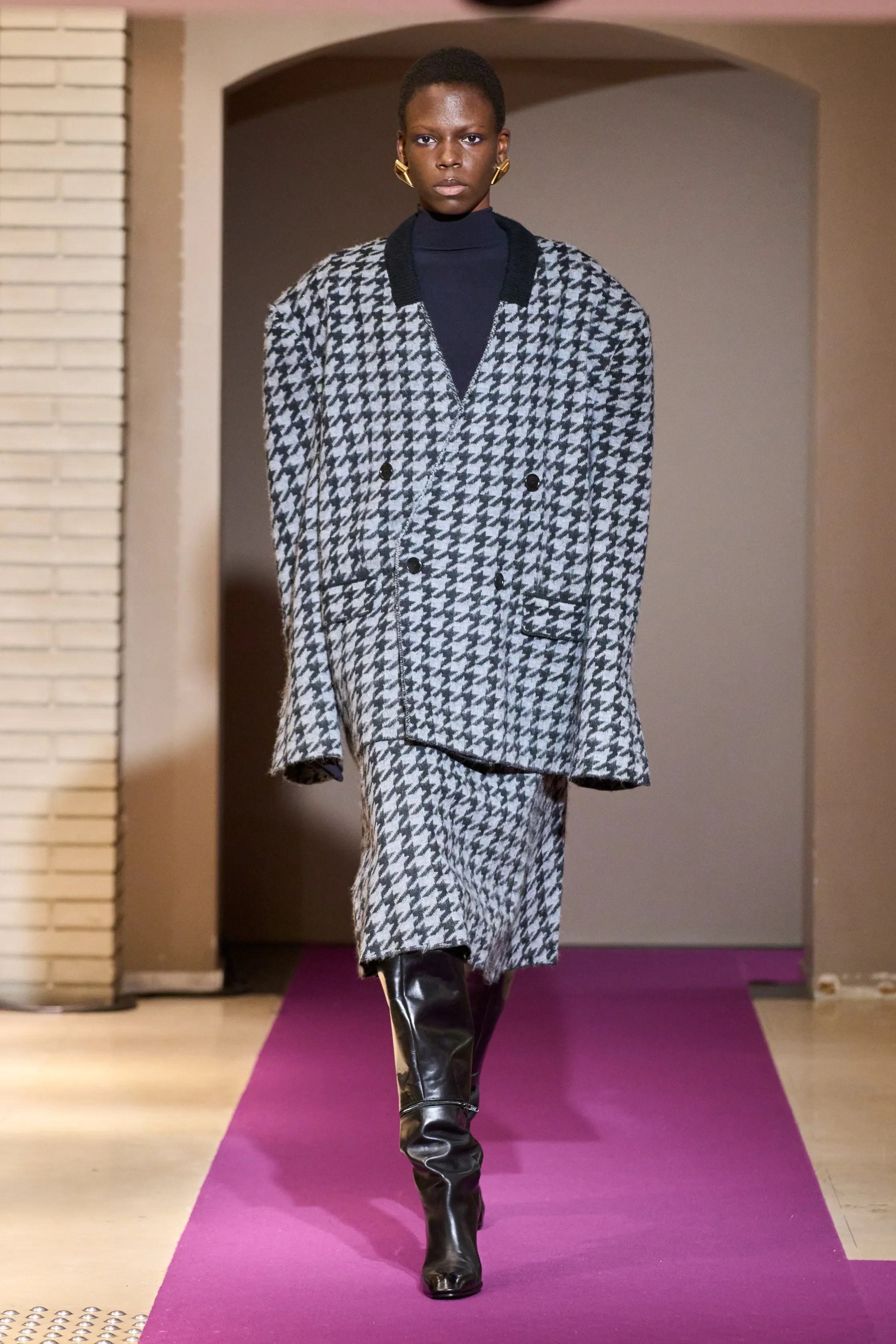 00002-marie-adam-leenaerdt-fall-2024-ready-to-wear-credit-gorunway.webp
