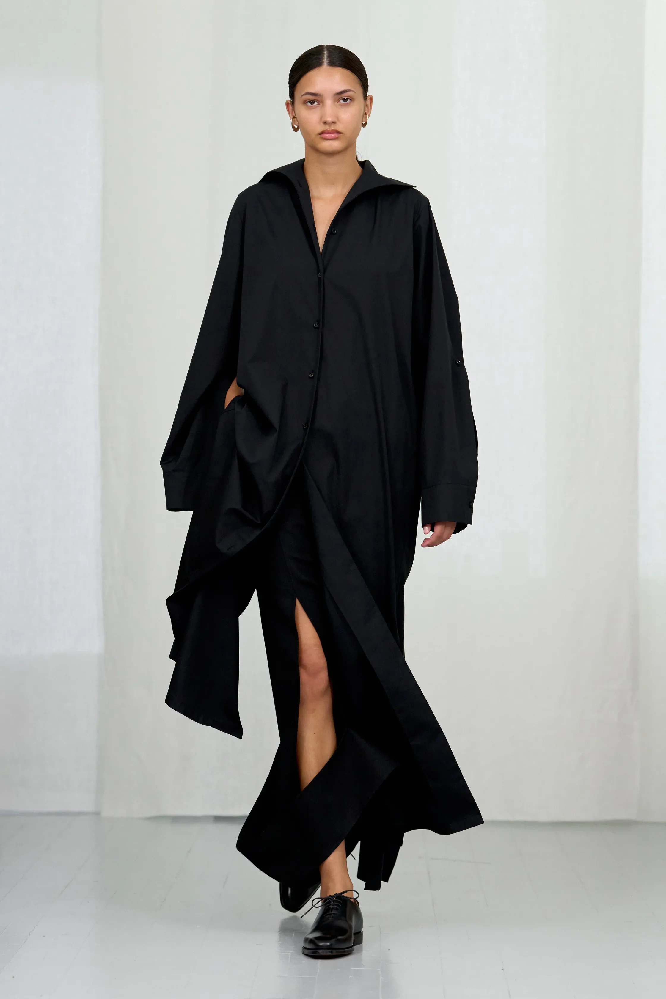 00005-freya-dalsjo-spring-2027-ready-to-wear-copenhagen-credit-gorunway.webp