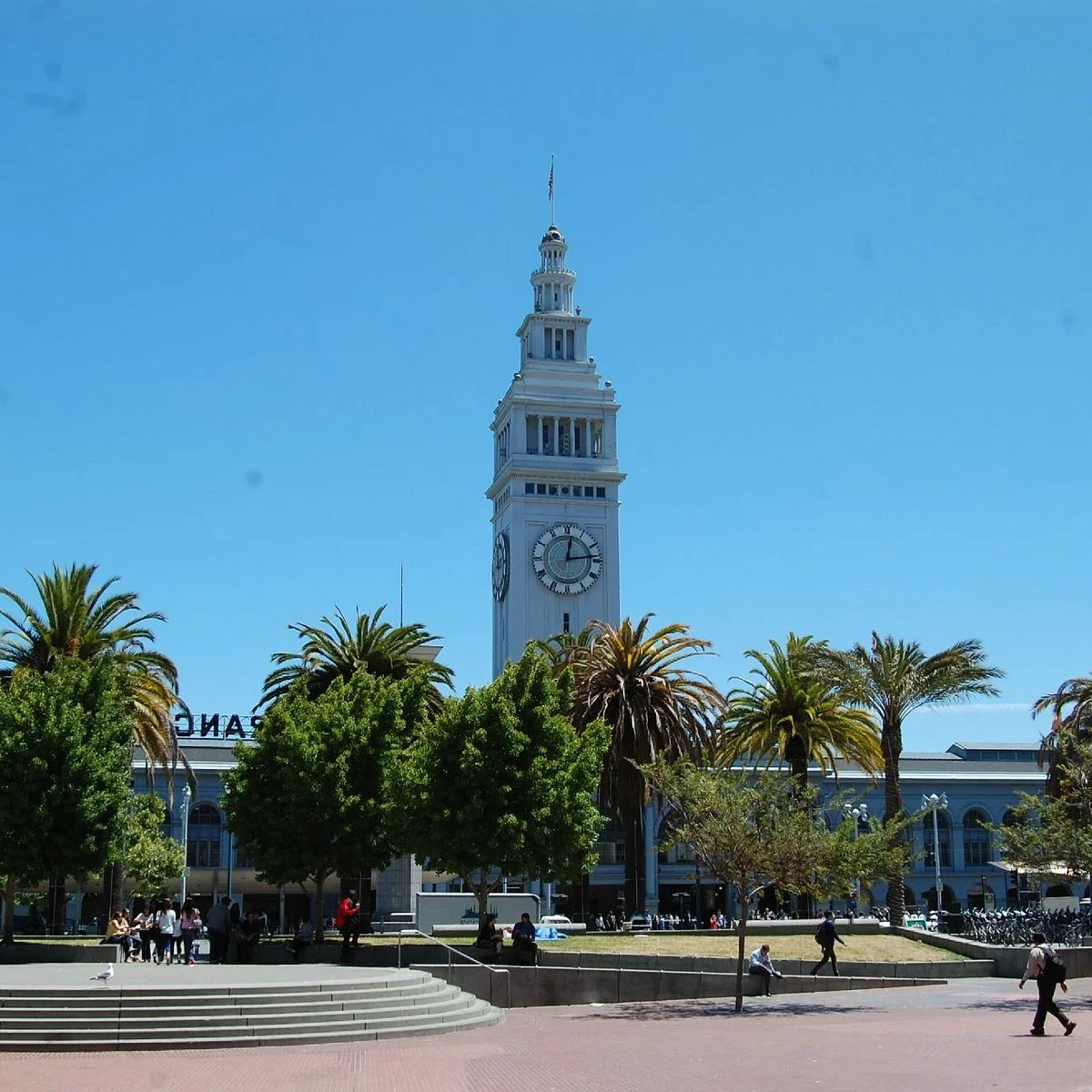 harry-bridges-plaza.jpg