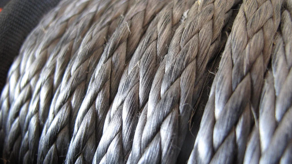 Twelve-strand SK-75 Dyneema—strong, easy-handling, and safe. 