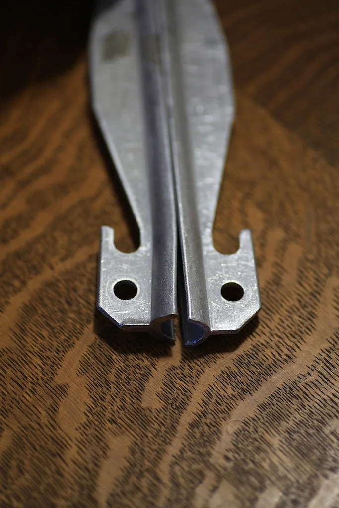 "Weak point"revealed: note bend at neck