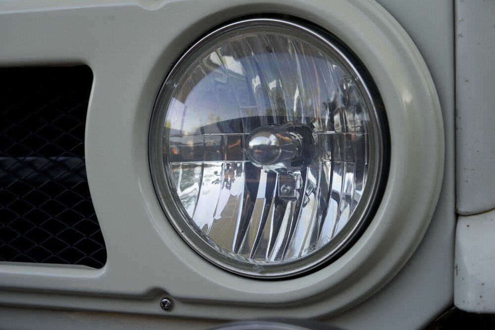 Trucklite complex-reflector halogen headlamps—excellent for a halogen lamp