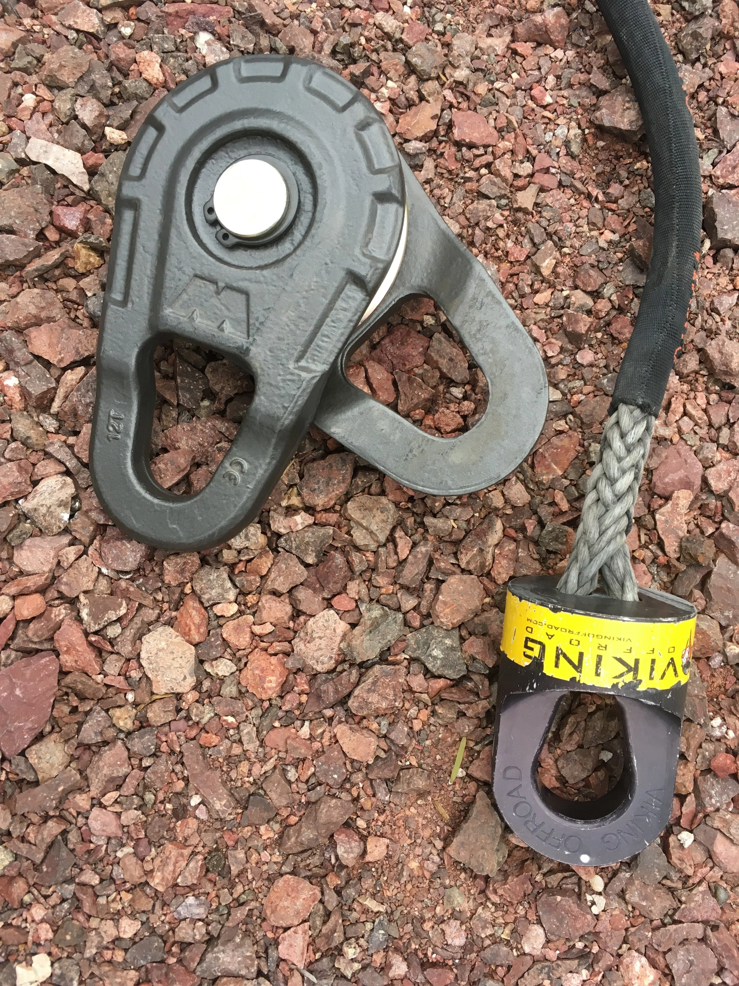 Thimble and split pulley.jpg