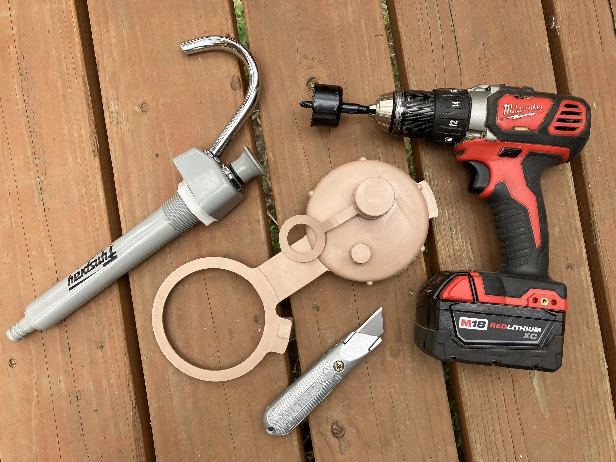 Scepter water can/Fynspray pump—the easy way — Exploring Overland