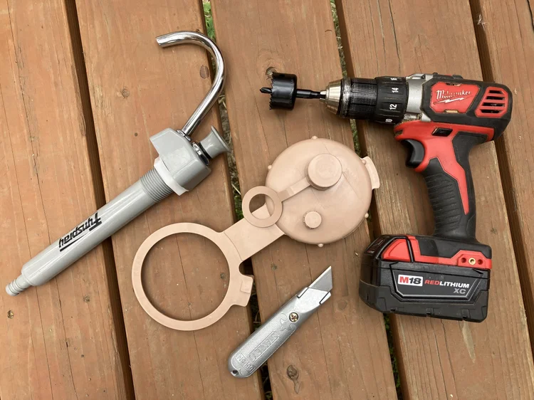 Scepter water can/Fynspray pump—the easy way — Exploring Overland