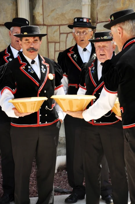 sining bowls.jpg