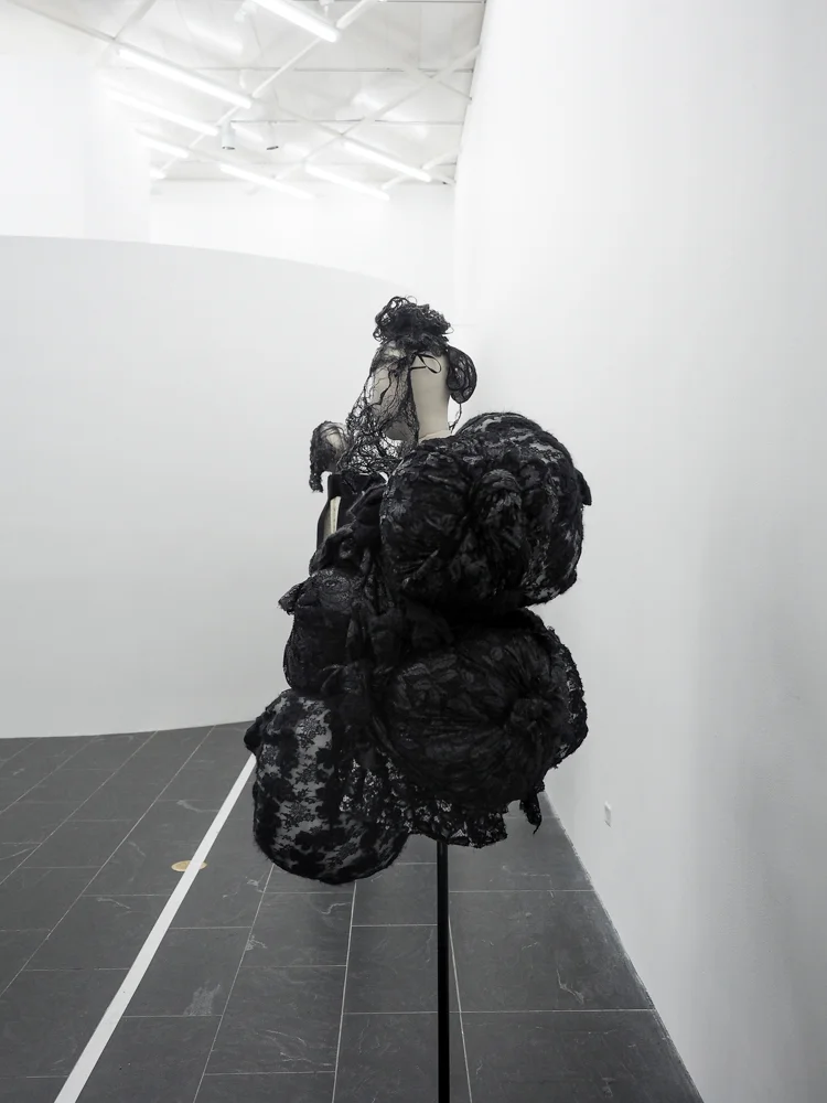 rei kawakubo black