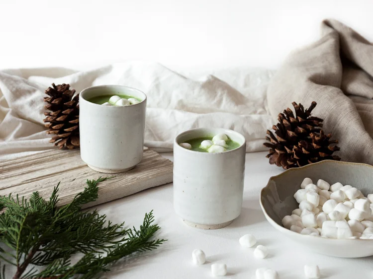 Rikumo Recipe: White Matcha Hot Chocolate 