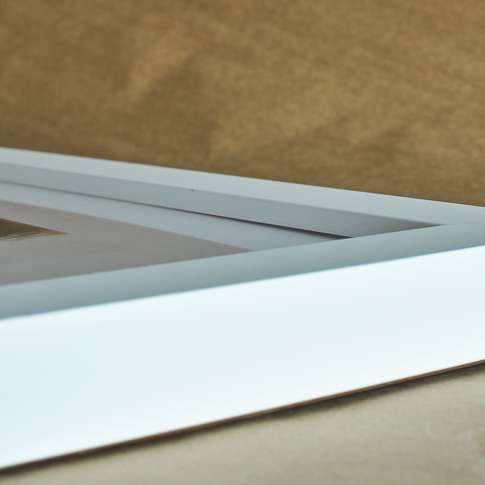 mountary-frame-style-deep-white-highres-3.jpg
