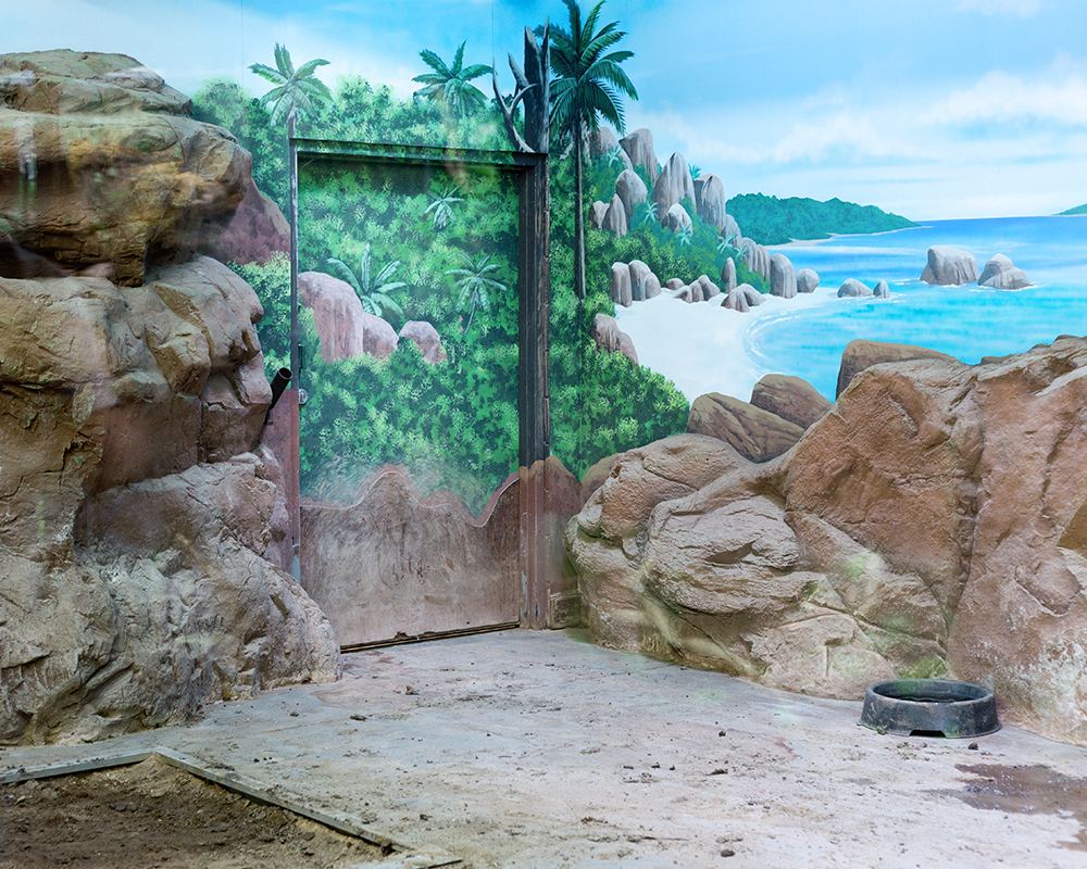 Reptile Enclosure; Rolling Hills Zoo, Salina, KS