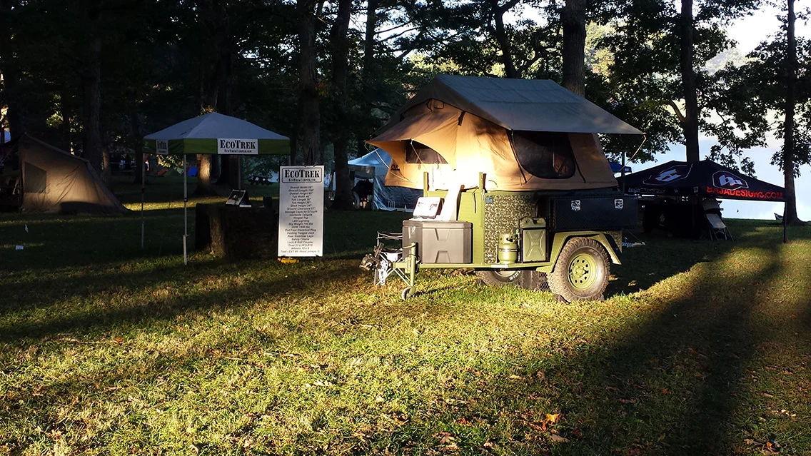 Jeff&KateOliver-EcoTrekCamper–20141005_081942.jpg