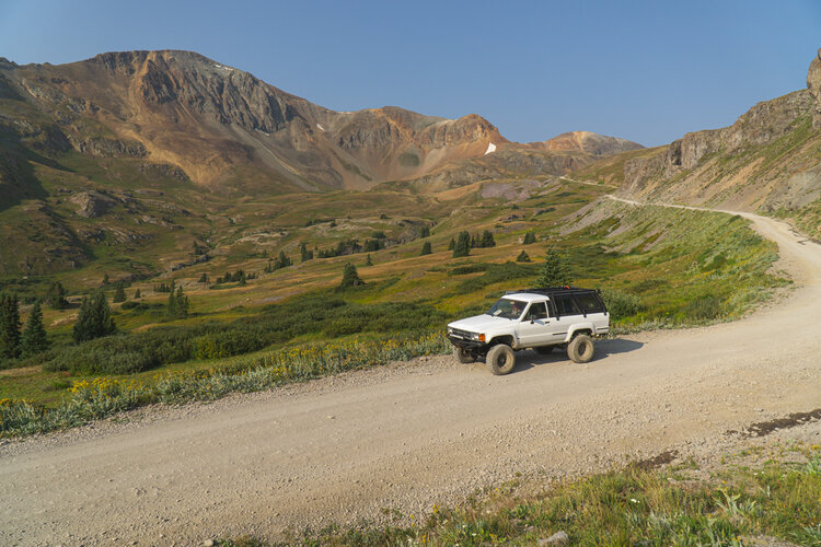 Alpine Loop – Photo credit: Zach Elseman ⎮    @okienomads