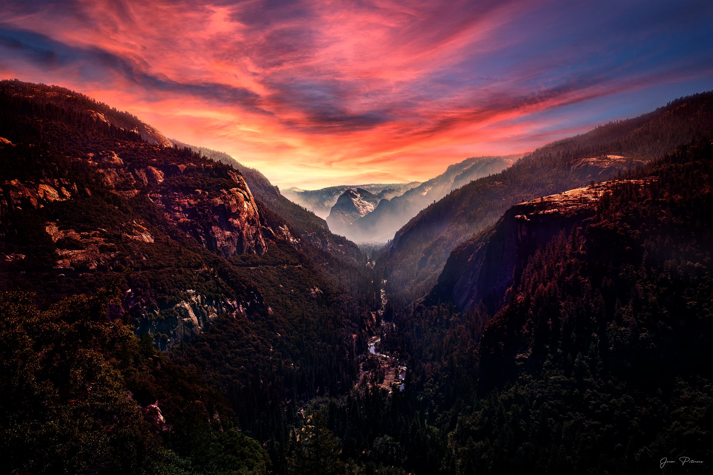 Yosemite-Down-The-Canyo.jpg