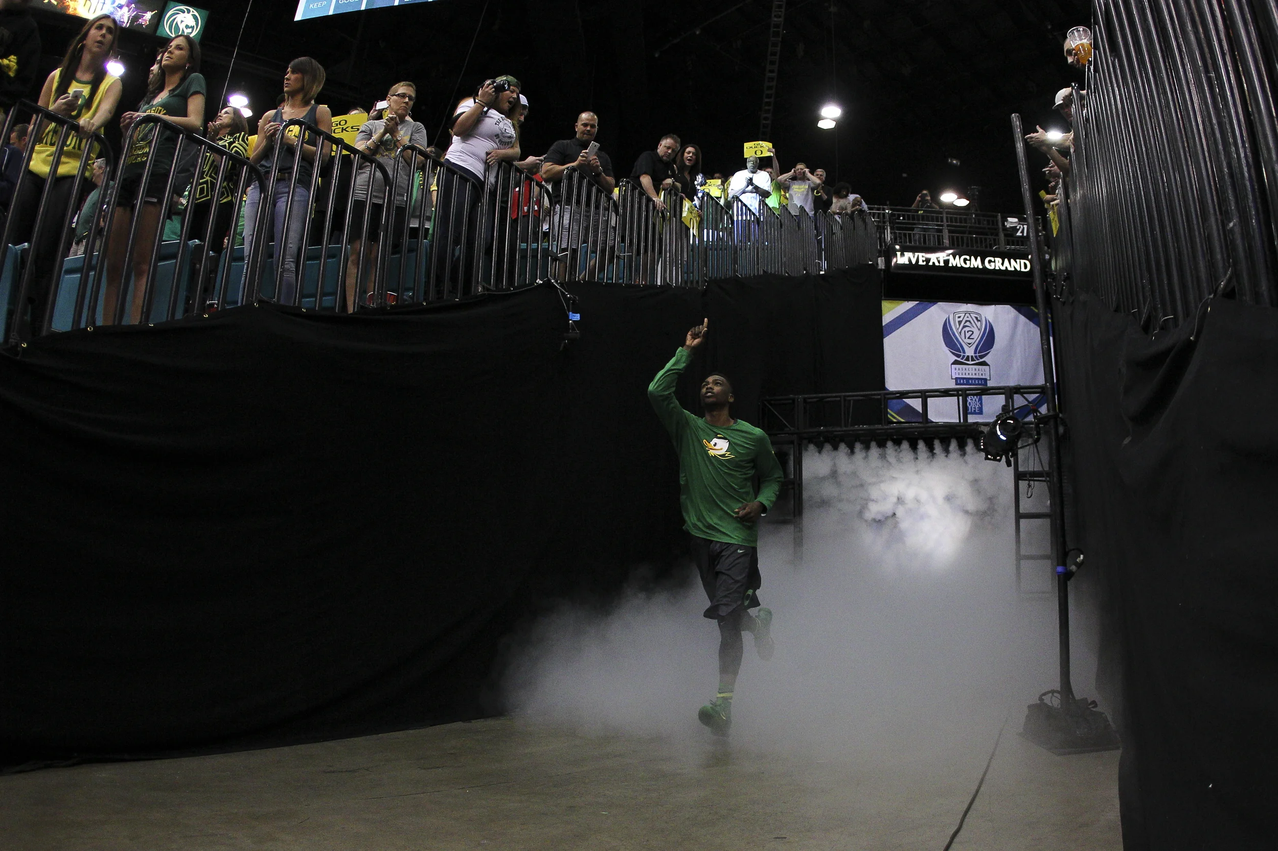 2015-03-13(MBBTPac-12.Oregon.vs.Arizona)02757EE.JPG
