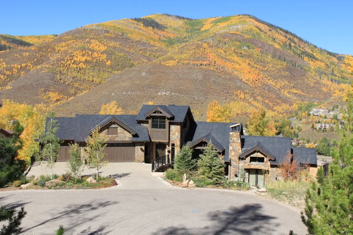 Highland Modern Tuscan Home