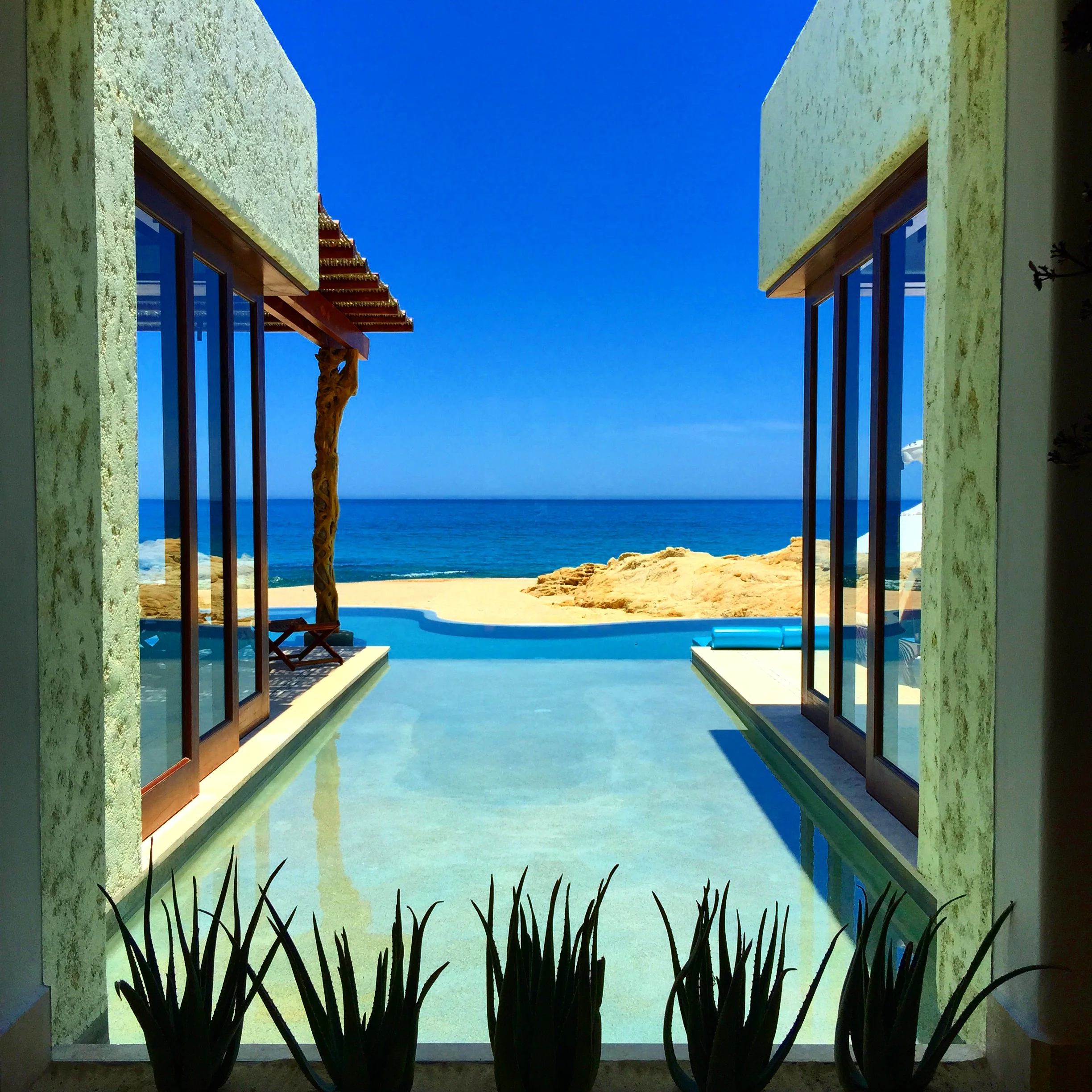 Two bedroom beachfront Villa at Las Ventanas, Cabo San Lucas. 