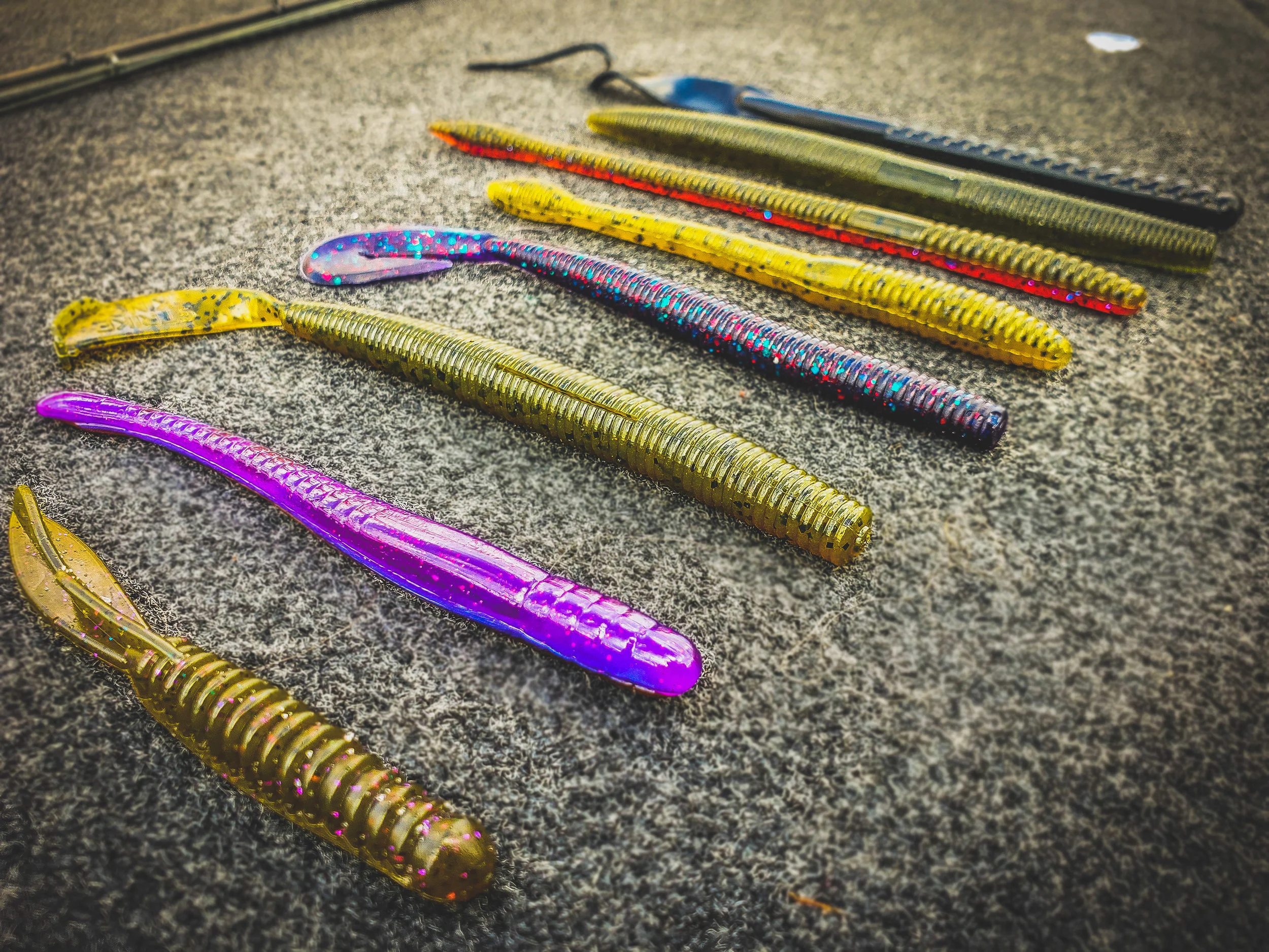 How To Catch Bass With Plastic Worms Amazing Underwater Footage