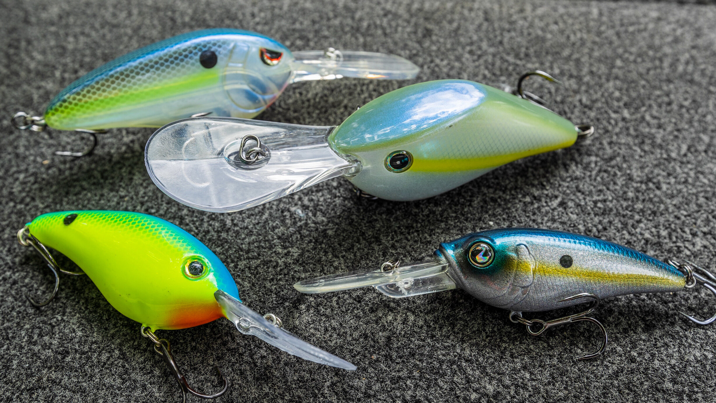 Summer Crankbait Fishing: Best Baits, Modifications, and Colors