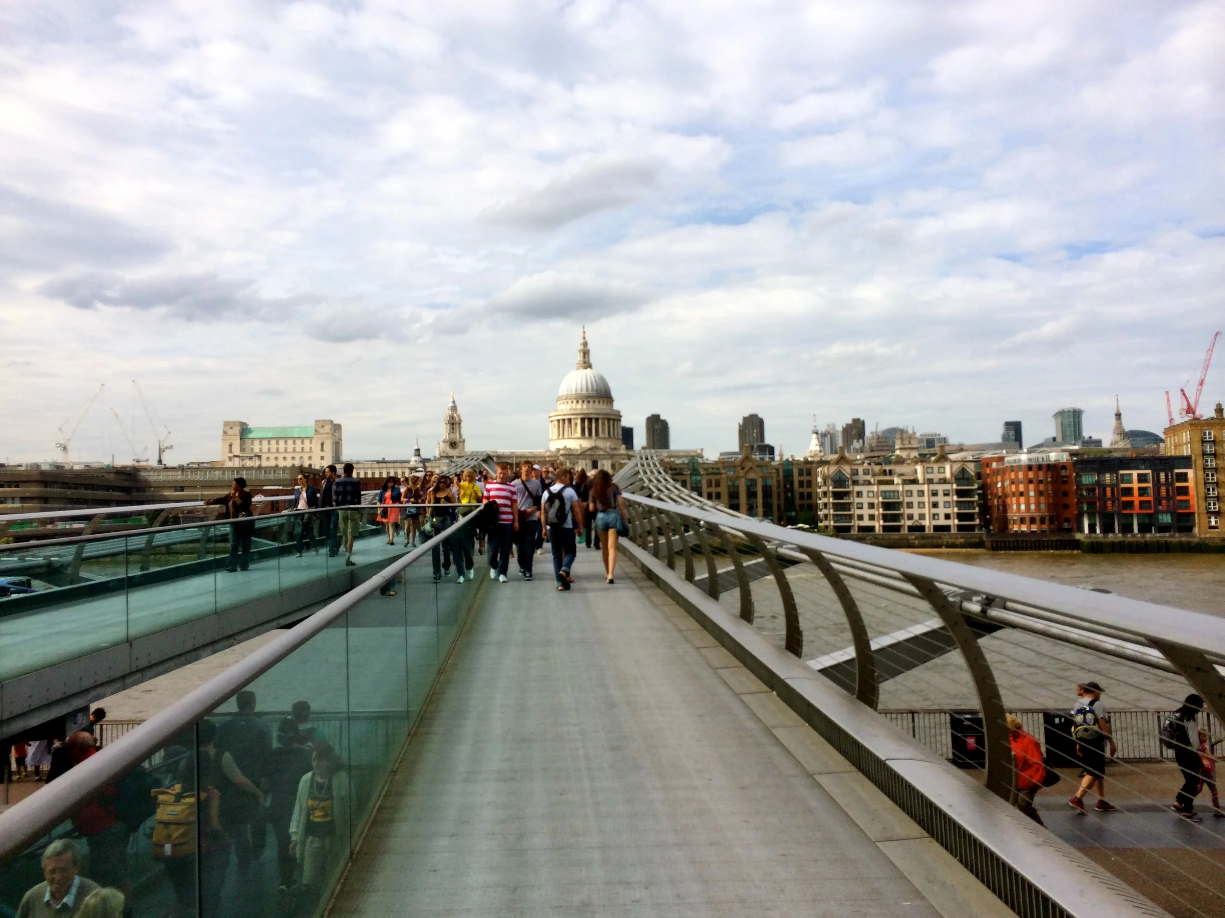 Millennium Bridge to St. Paul's