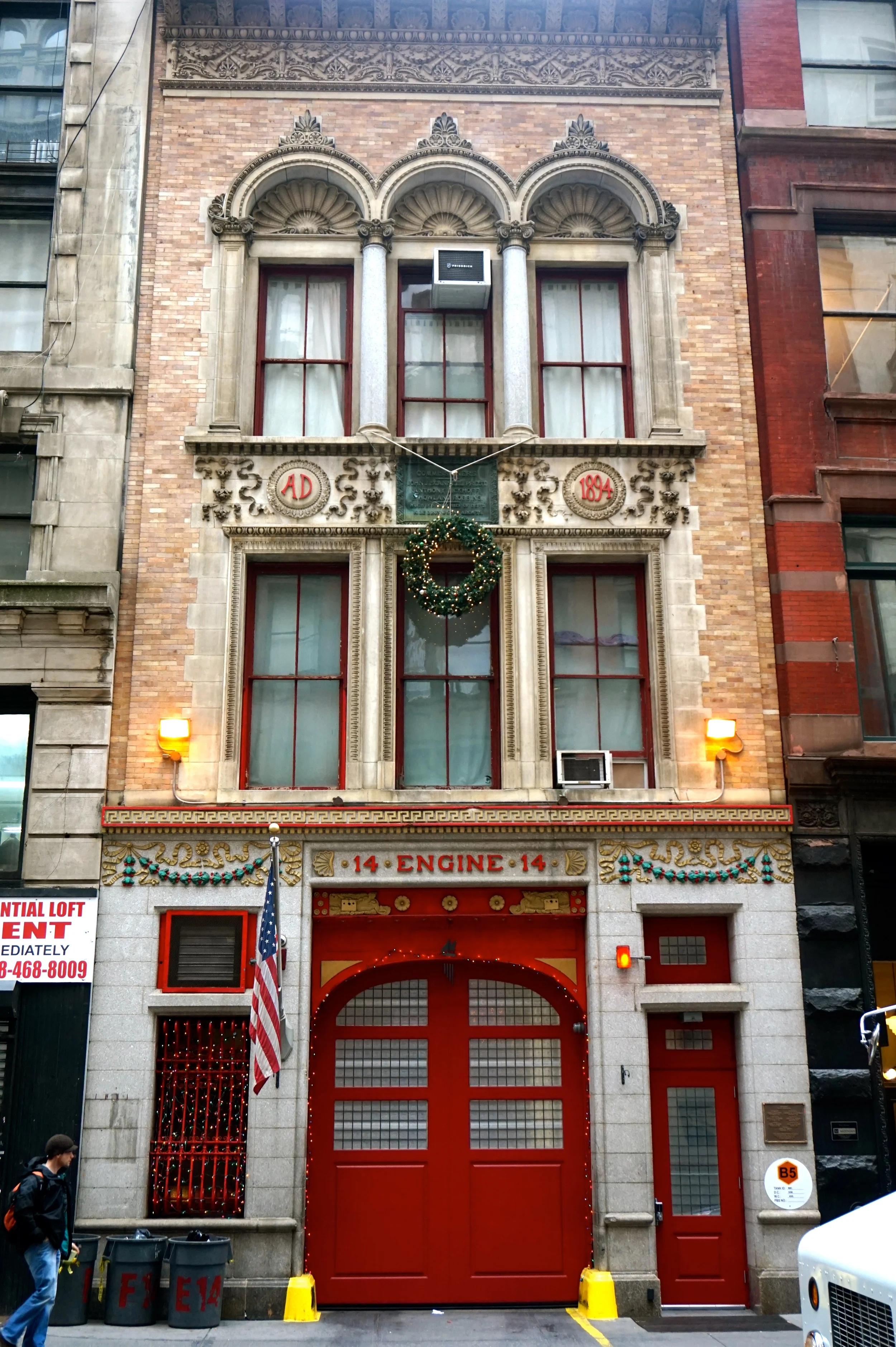 nycfirehousexmas.jpg