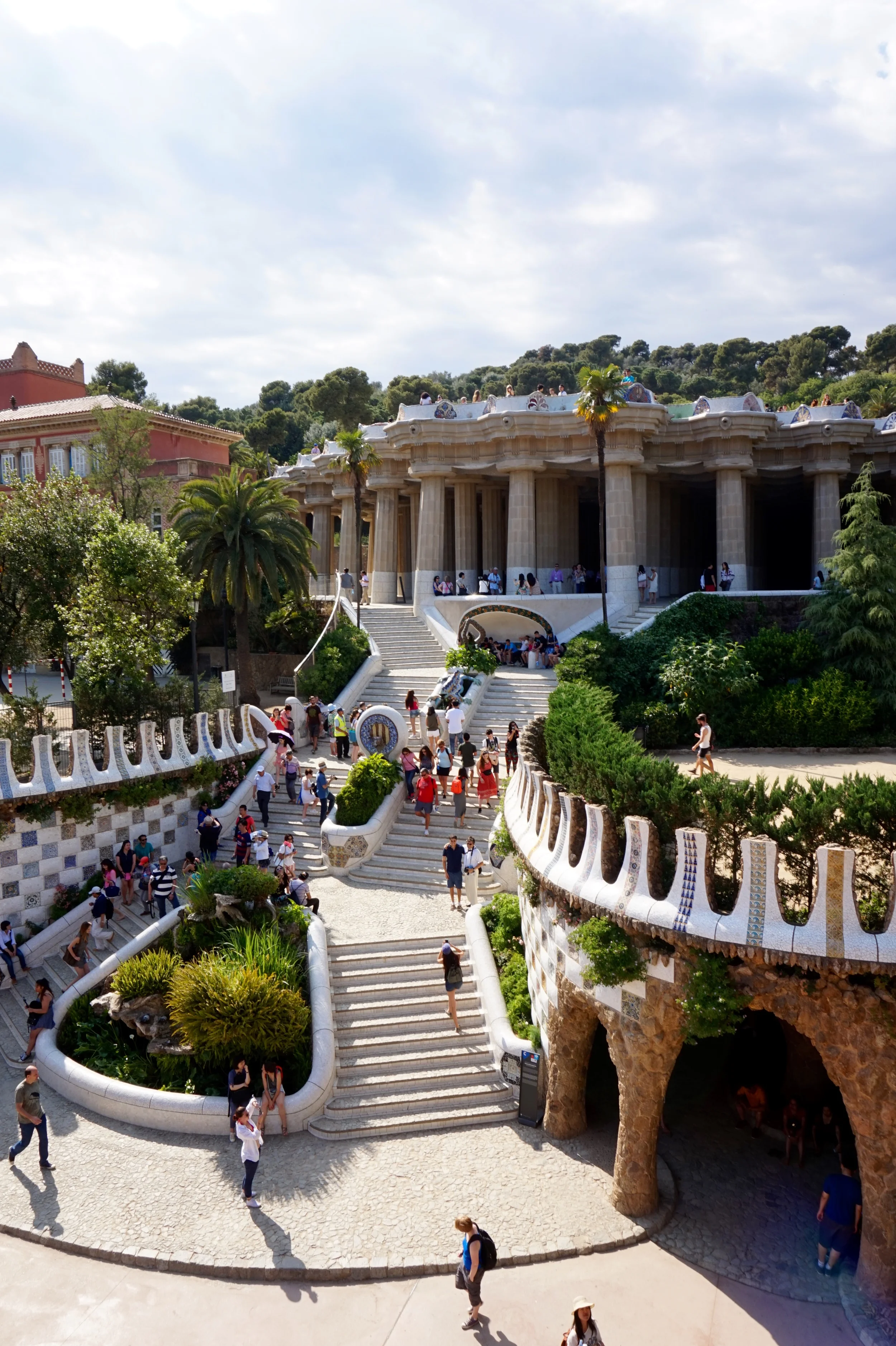 barcelonaparkguell.jpg