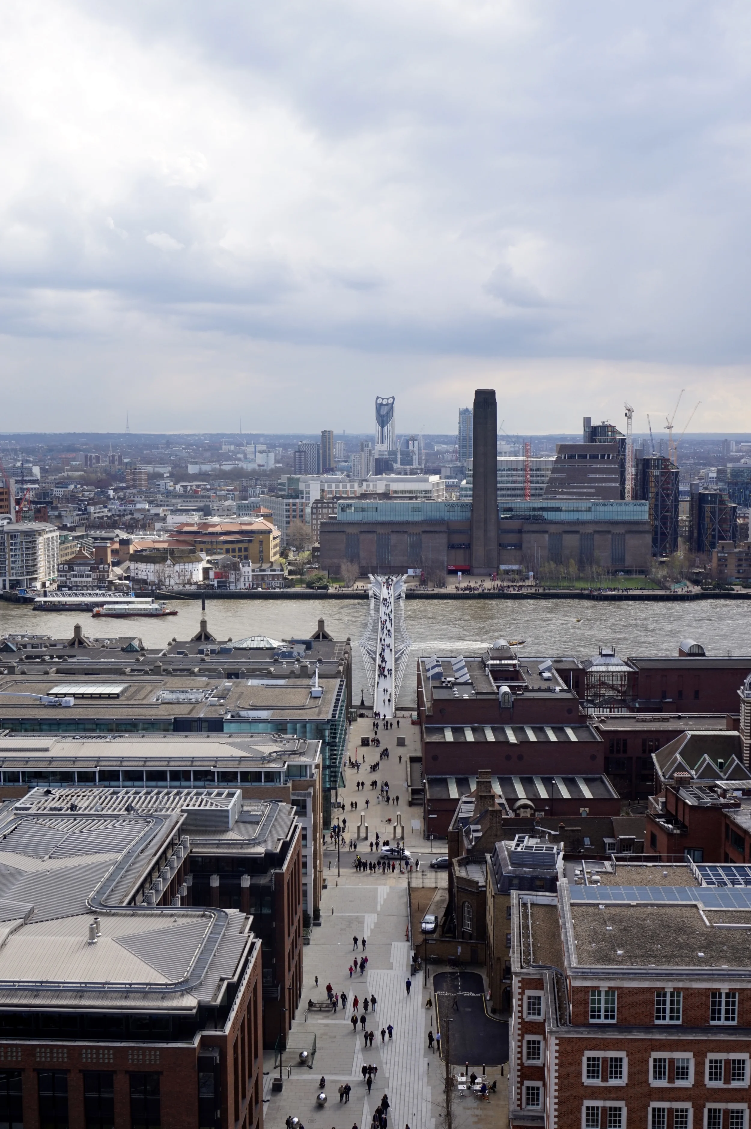 milleniumbridgestpauls.jpg