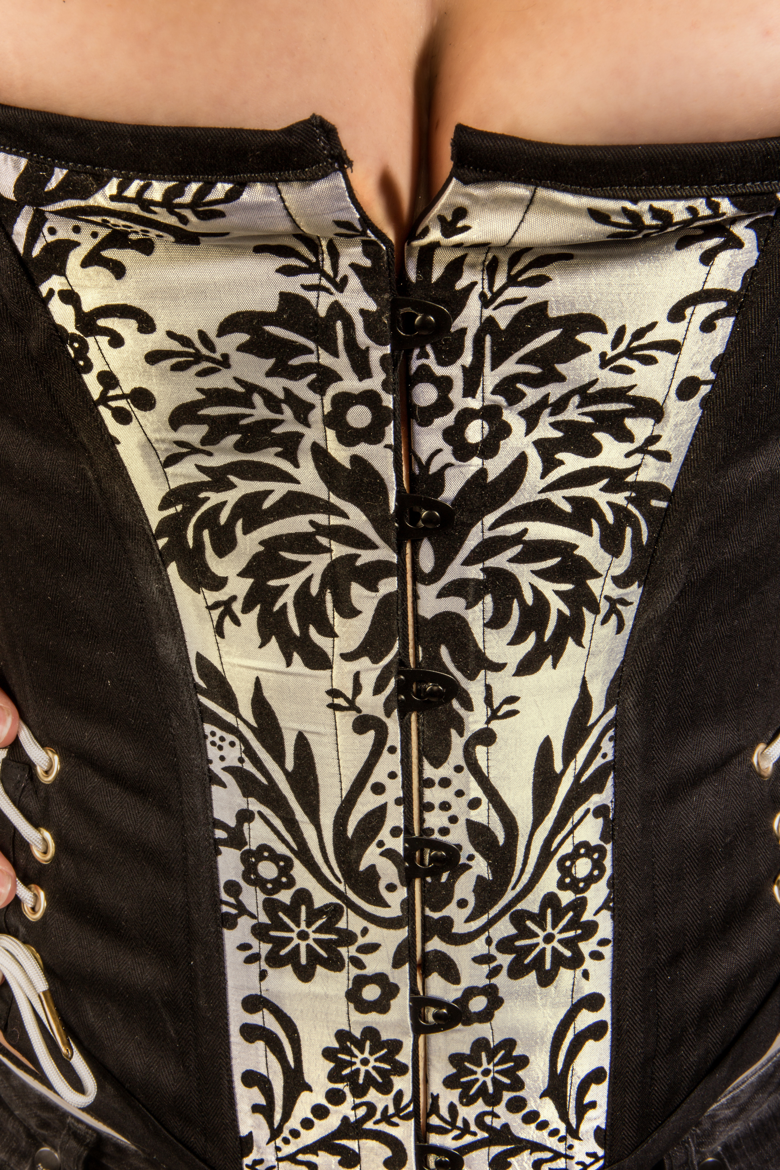 Georgia_CorsetDetail_B.jpg