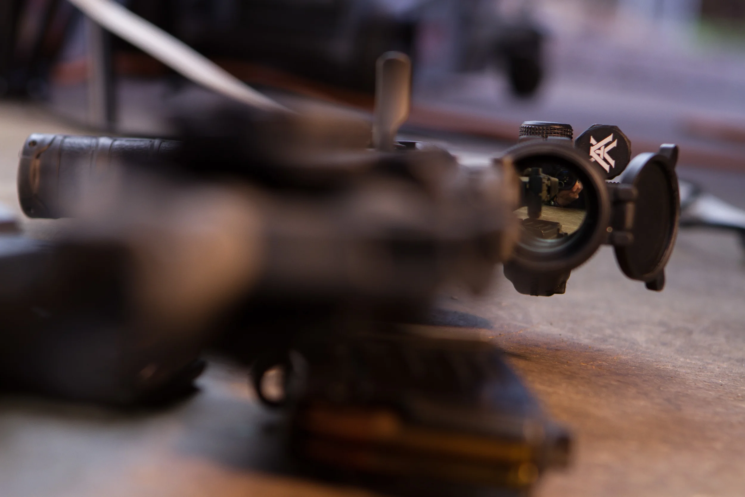 Guns_Detail_H.jpg