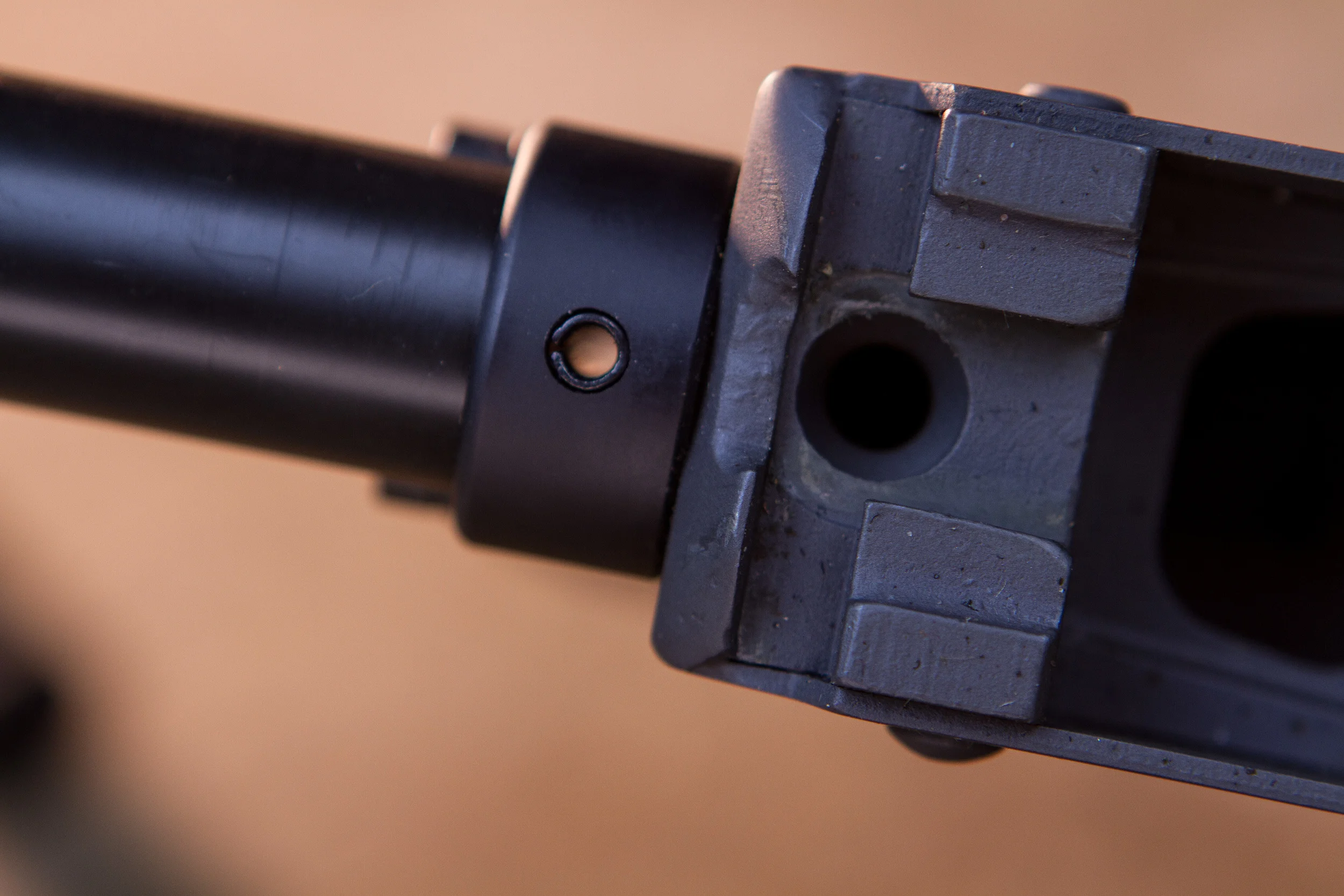 Guns_Detail_M.jpg