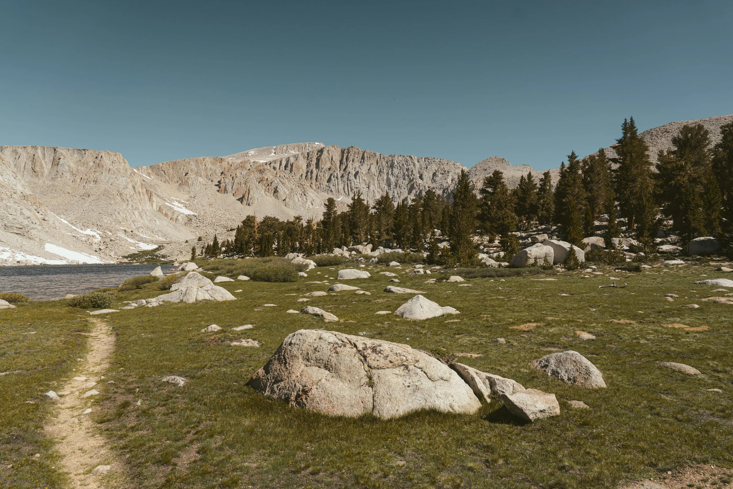 Cottonwood Lakes Backpacking Guide