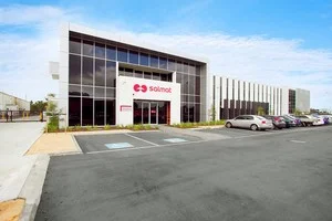 Salmat Manufacturing &amp; Logistics Facility  Dandenong South, VIC  9,000m2   Client: Pellicano Builders