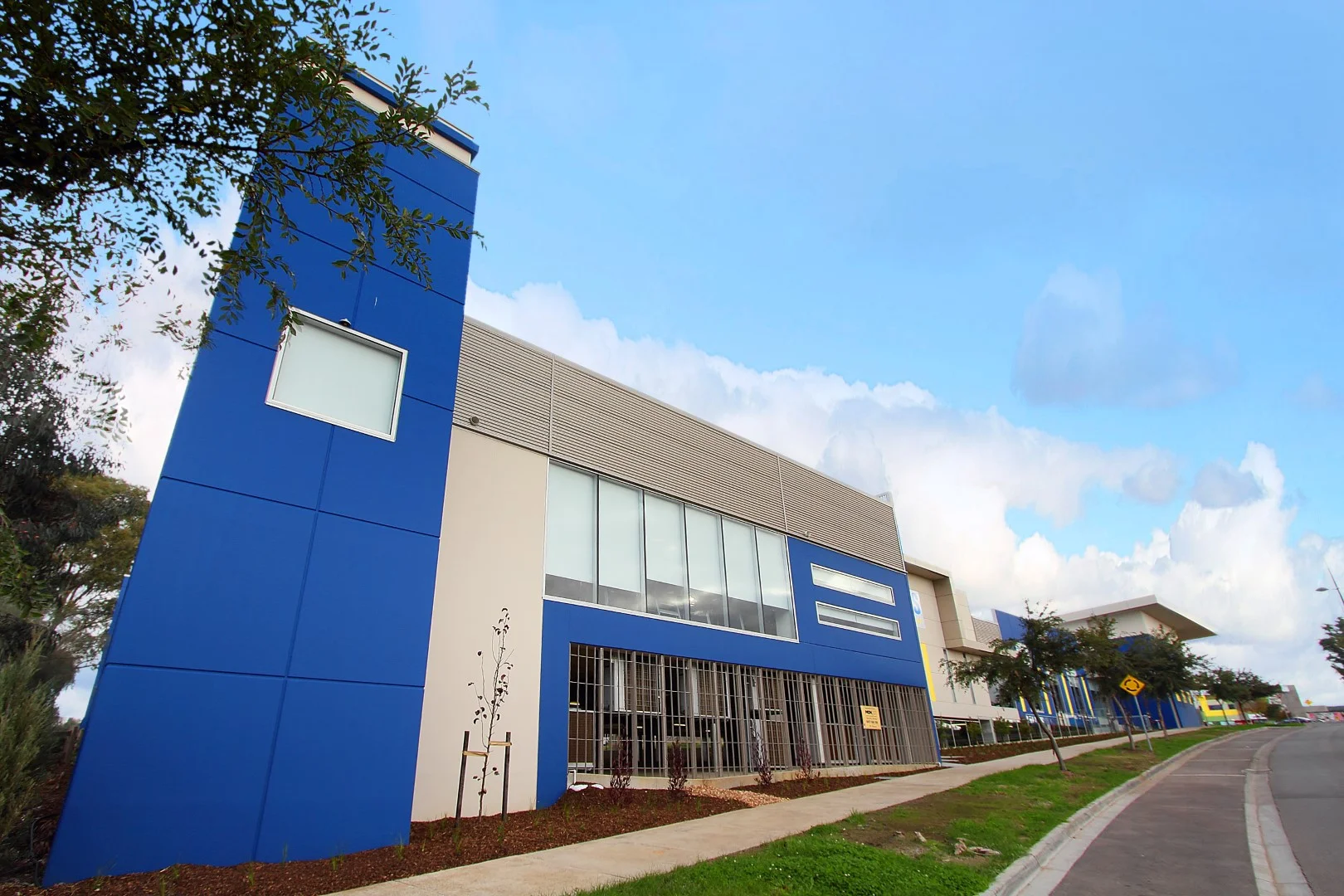 24_Scholar_01 (Large).jpg