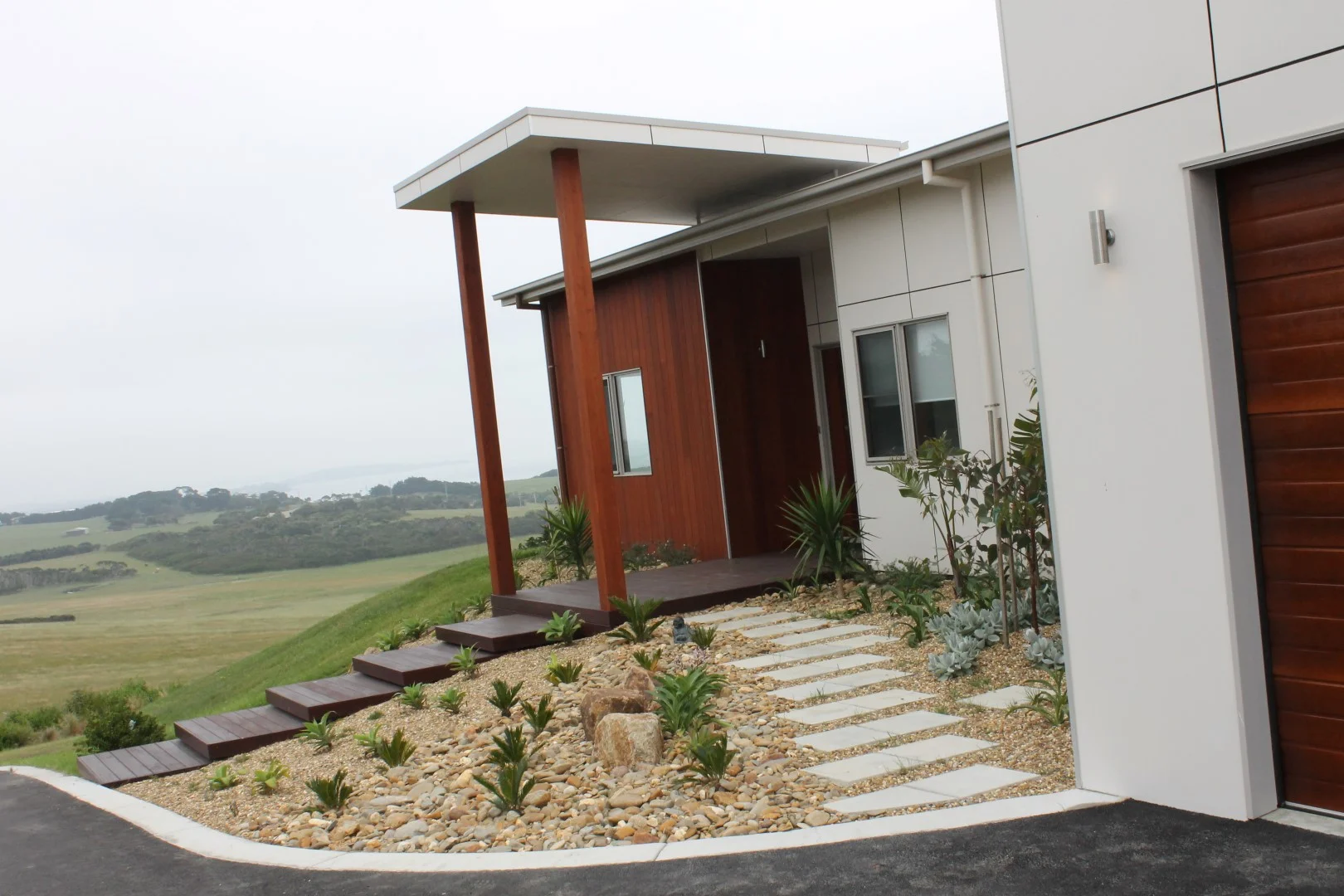 IMG_3889 (Large).JPG